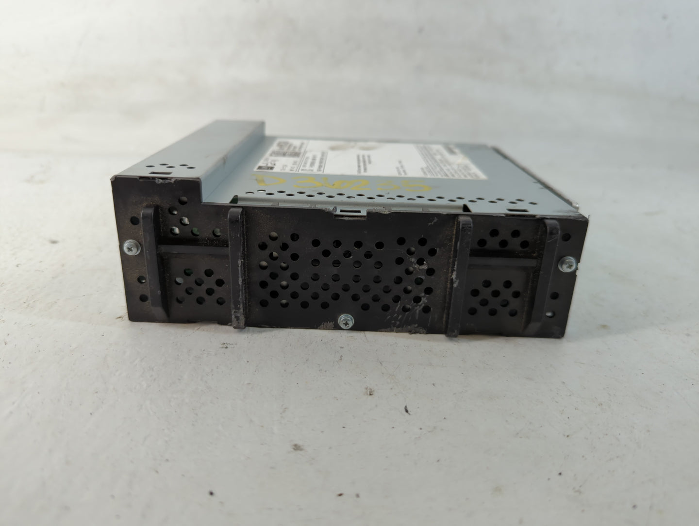 2020 Gmc Terrain Radio AM FM Cd Player Receiver Replacement P/N:84799526 Fits Fits 2019 2021 2022 OEM Used Auto Parts - Oemu