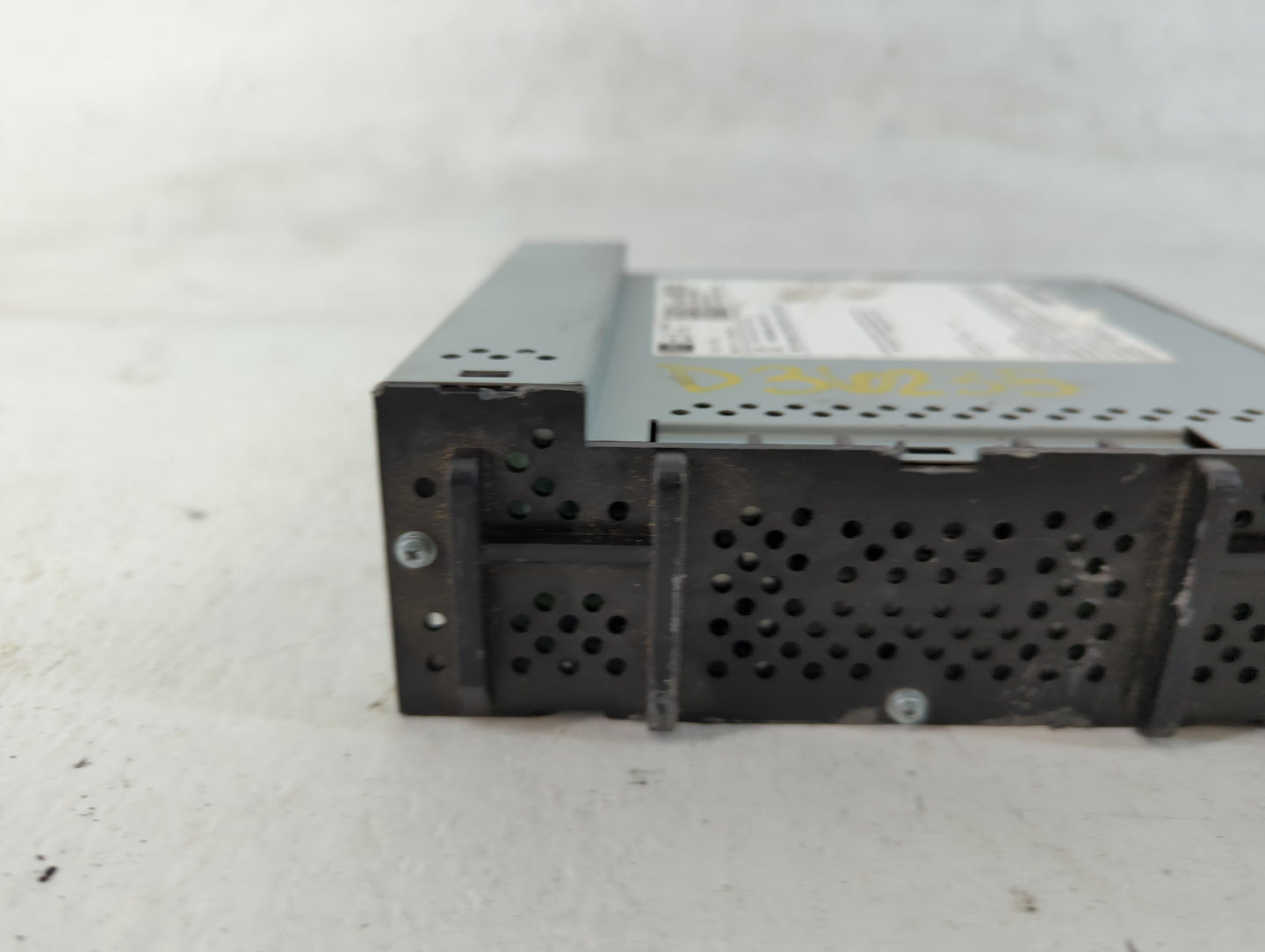 2020 Gmc Terrain Radio AM FM Cd Player Receiver Replacement P/N:84799526 Fits Fits 2019 2021 2022 OEM Used Auto Parts - Oemu