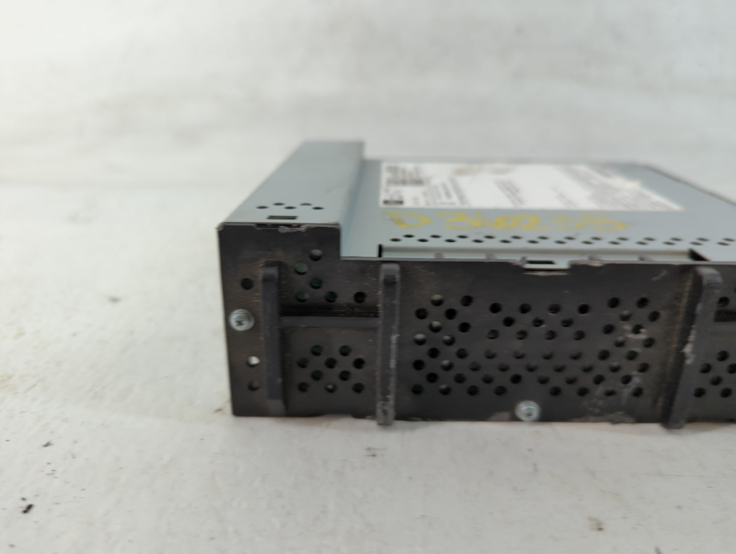 2020 Gmc Terrain Radio AM FM Cd Player Receiver Replacement P/N:84799526 Fits Fits 2019 2021 2022 OEM Used Auto Parts - Oemu