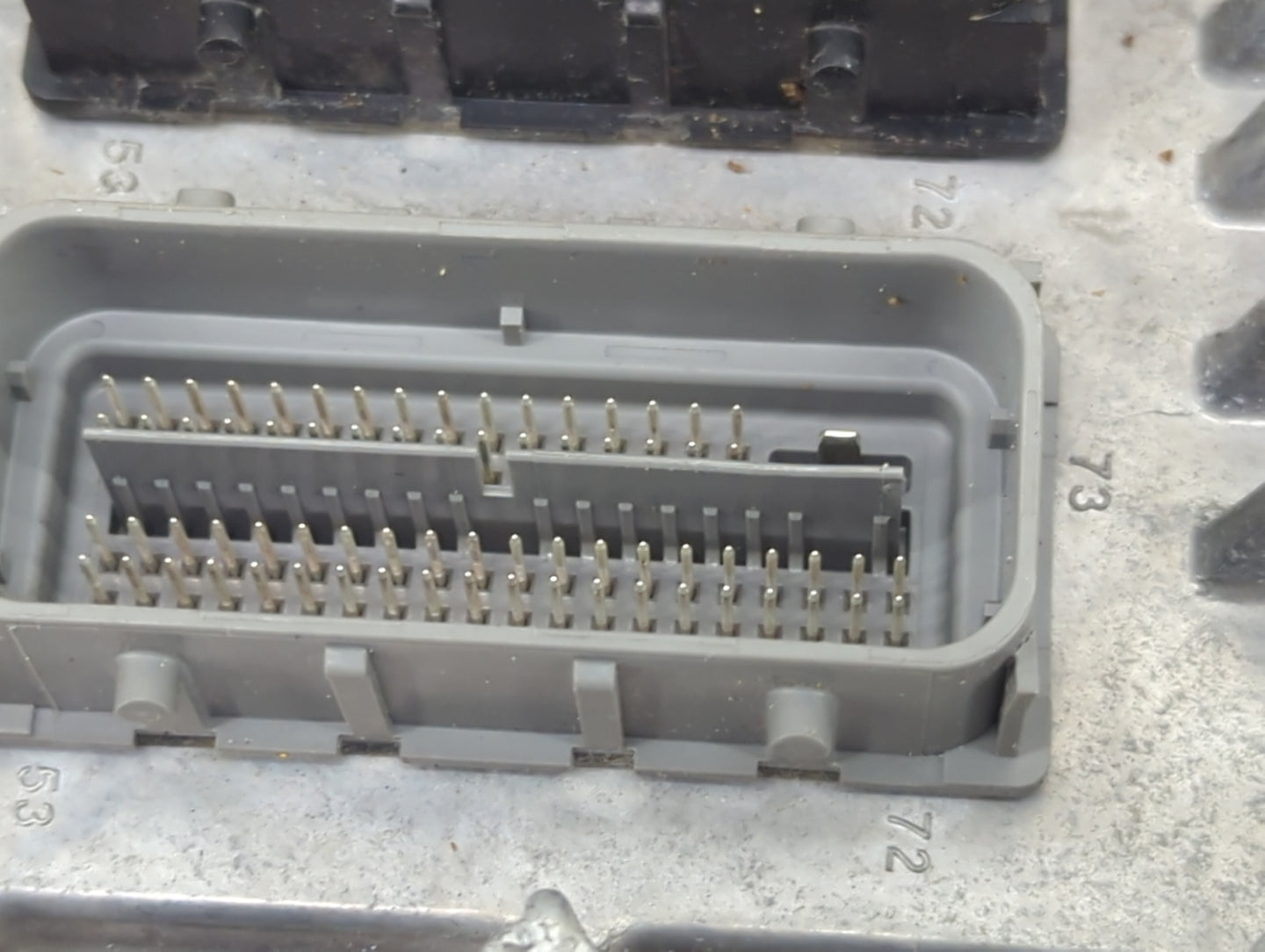 2019-2020 Gmc Yukon PCM Engine Control Computer ECU ECM PCU OEM P/N:12703878 12703872 Fits Fits 2018 2019 2020 2021 OEM Used