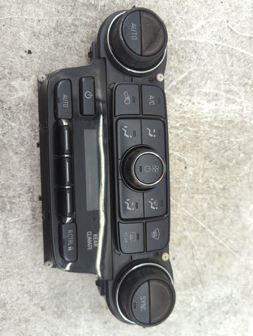 2017-2020 Gmc Yukon Climate Control Module Temperature AC/Heater Replacement P/N:84258727 815372982 Fits Fits 2017 2018 2019