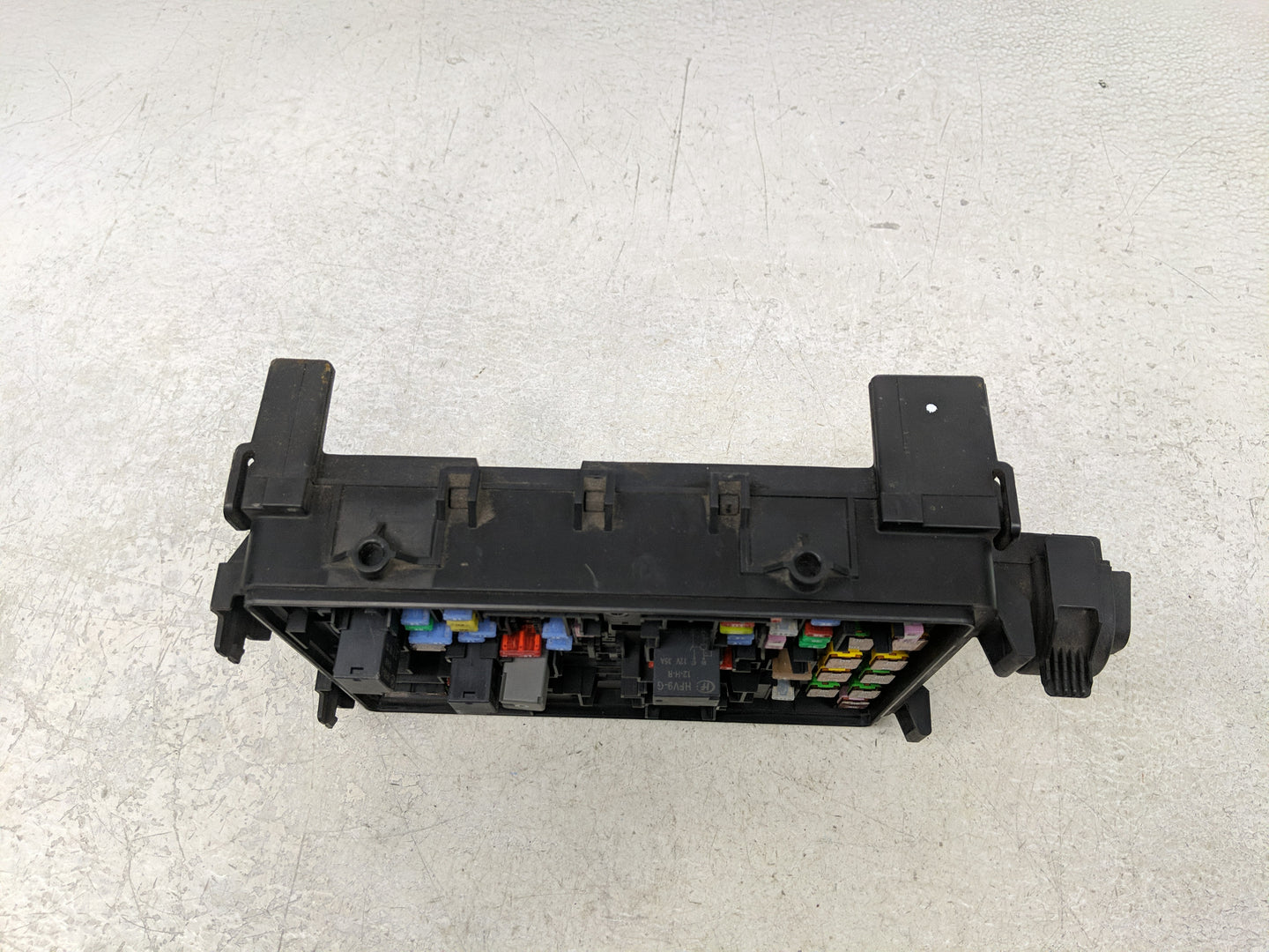 2020 Gmc Yukon Xl 1500 Fusebox Fuse Box Panel Relay Module P/N:22773484 Fits Fits 2015 2016 2017 2018 2019 OEM Used Auto Par