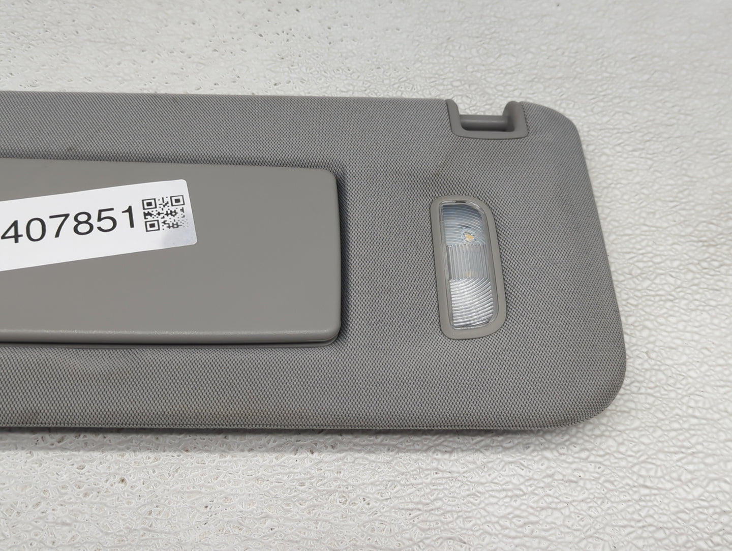2020 Gmc Yukon Xl 1500 Sun Visor Shade Replacement Driver Left Mirror Fits Fits 2015 2016 2017 2018 2019 OEM Used Auto Parts