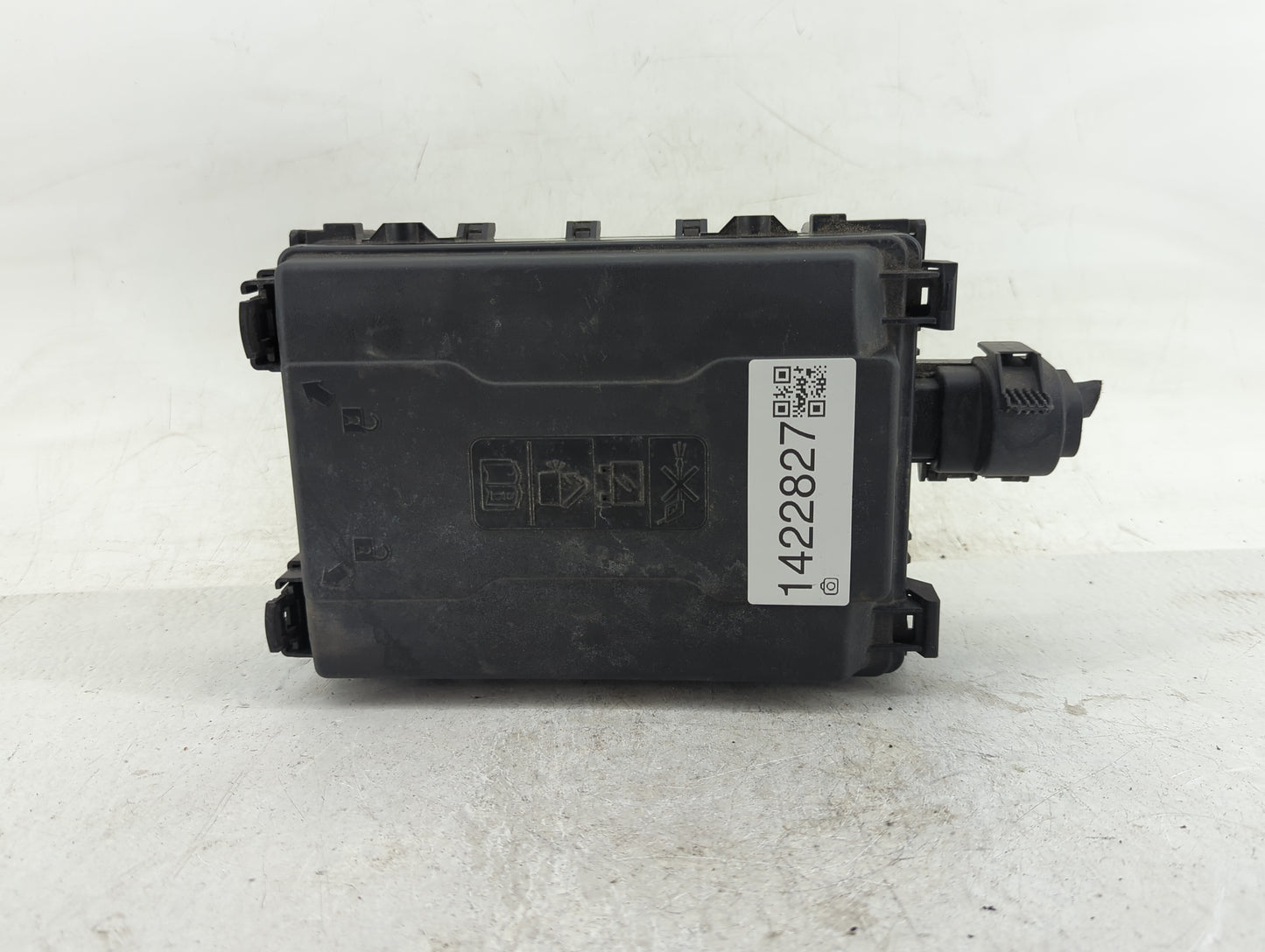 2020 Gmc Yukon Xl 1500 Fusebox Fuse Box Panel Relay Module P/N:23227061 Fits Fits 2015 2016 2017 2018 2019 OEM Used Auto Par