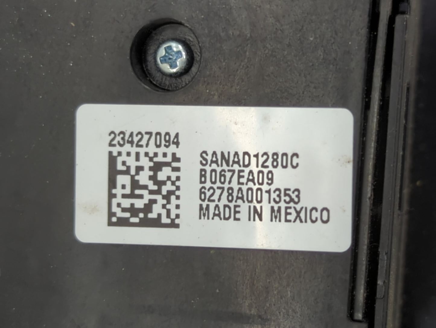 2020 Gmc Yukon Xl 1500 Master Power Window Switch Replacement Driver Side Left P/N:23427094 Fits Fits 2015 2016 2017 2018 20