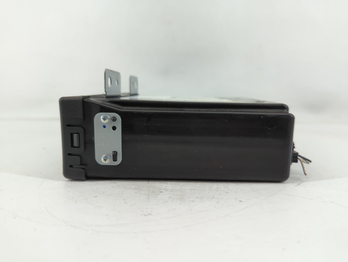 Gmc Yukon Xl 1500 Am Fm Cd Player Radio Receiver - Oemusedautoparts1.com