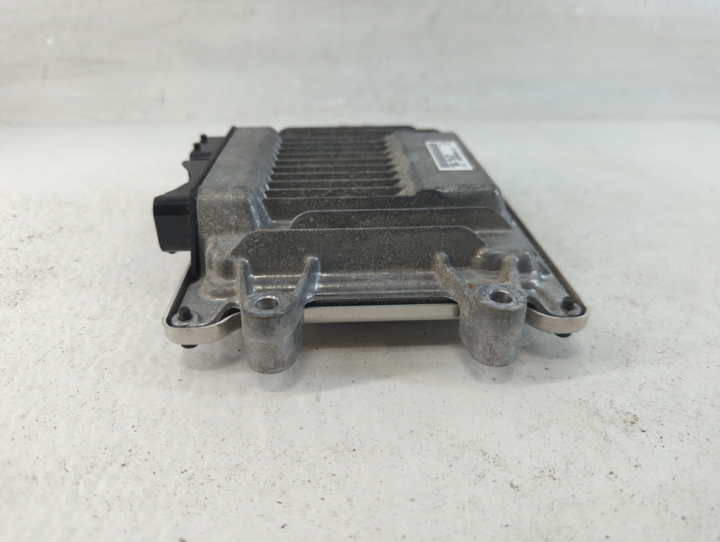 2018-2020 Honda Accord PCM Engine Control Computer ECU ECM PCU OEM P/N:K209-102208 37820-6A0-952 Fits Fits 2018 2019 2020 OE