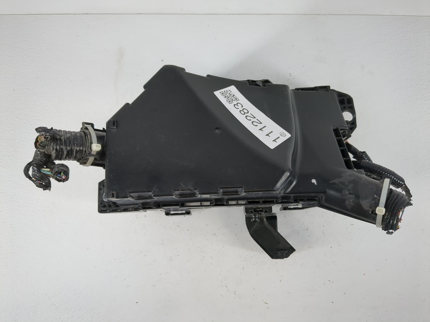 2018-2020 Honda Accord Fusebox Fuse Box Panel Relay Module P/N:30-TVA-A011 Fits Fits 2018 2019 2020 OEM Used Auto Parts - Oe