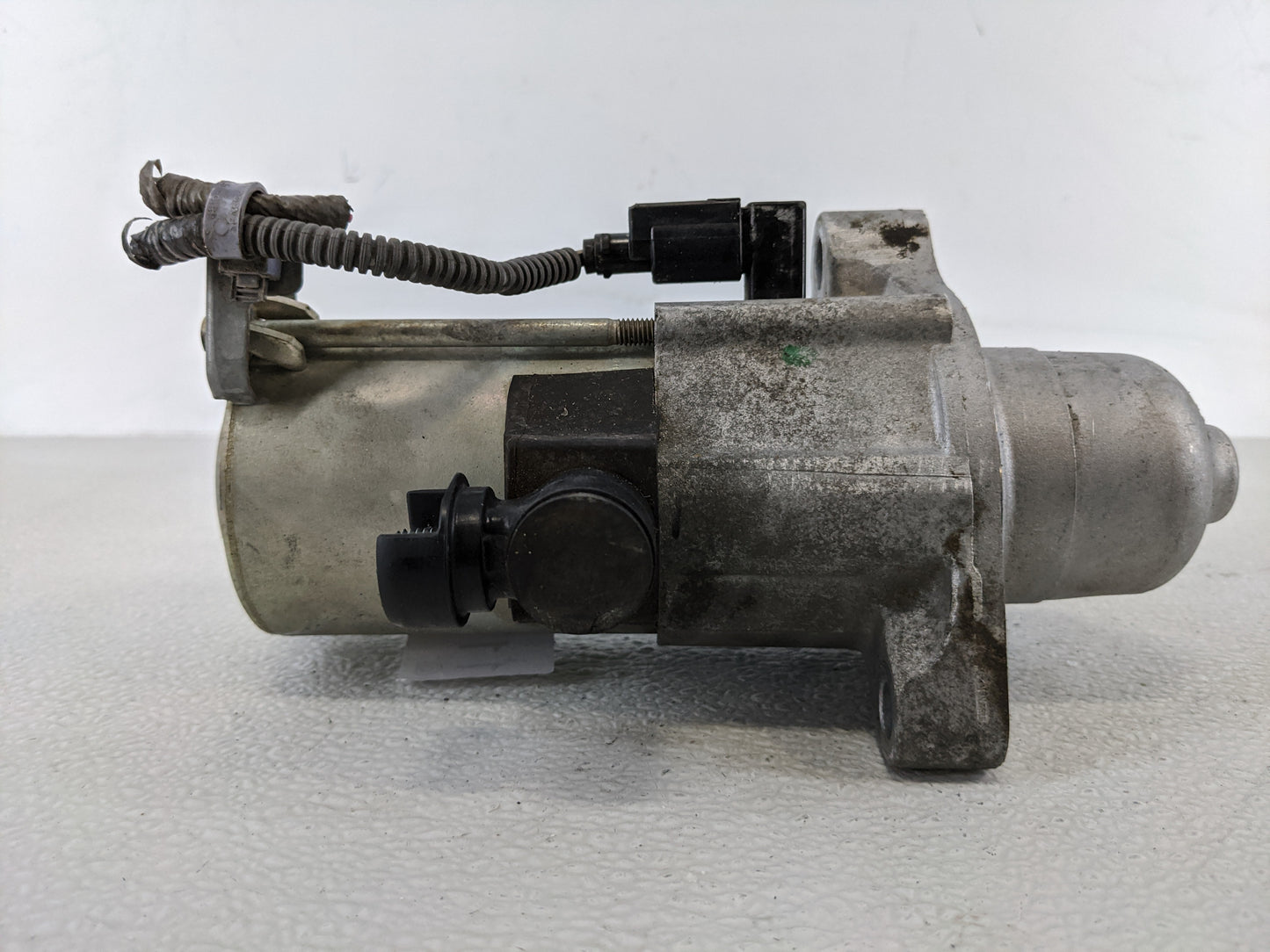 2018-2020 Honda Accord Car Starter Motor Solenoid OEM P/N:SM75014 Fits Fits 2018 2019 2020 OEM Used Auto Parts - Oemusedauto