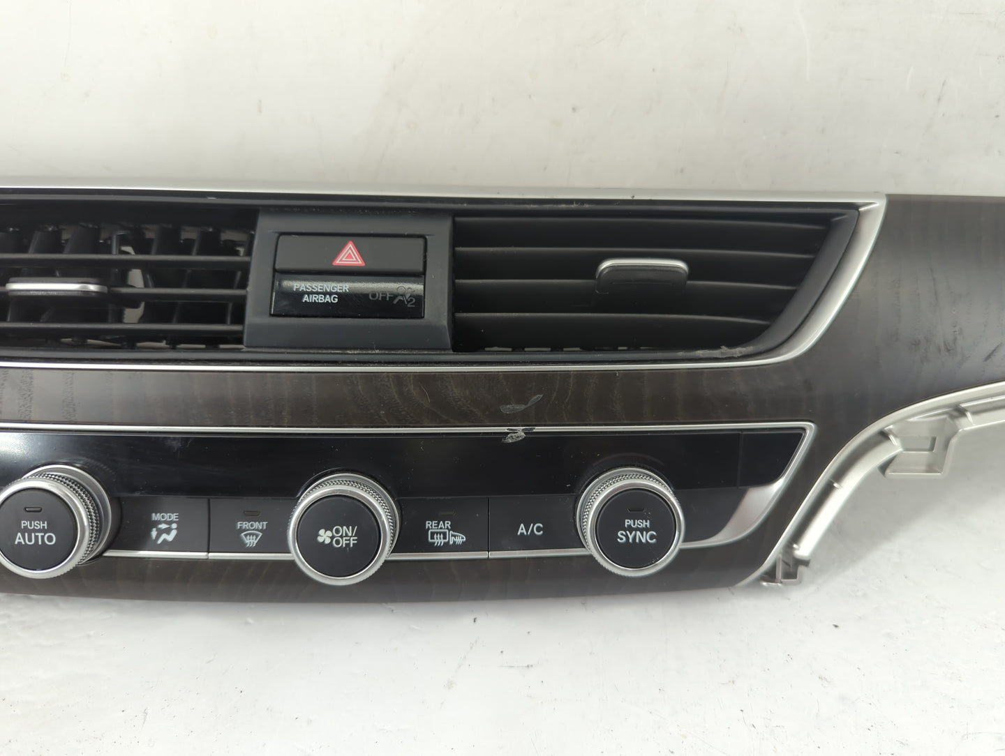 2018-2022 Honda Accord Climate Control Module Temperature AC/Heater Replacement P/N:79610TVAA316M1 Fits OEM Used Auto Parts 