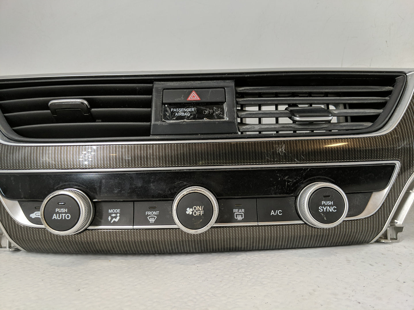 2018-2020 Honda Accord Climate Control Module Temperature AC/Heater Replacement P/N:TVAA016M1 Fits Fits 2018 2019 2020 OEM U