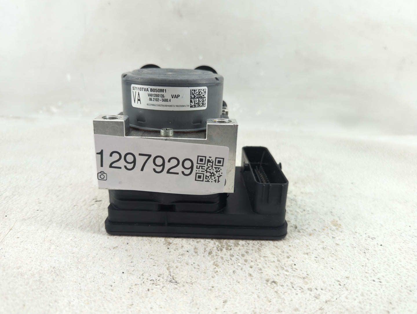2018-2020 Honda Accord ABS Pump Control Module Replacement P/N:57110TVA B050M1 Fits Fits 2018 2019 2020 OEM Used Auto Parts 