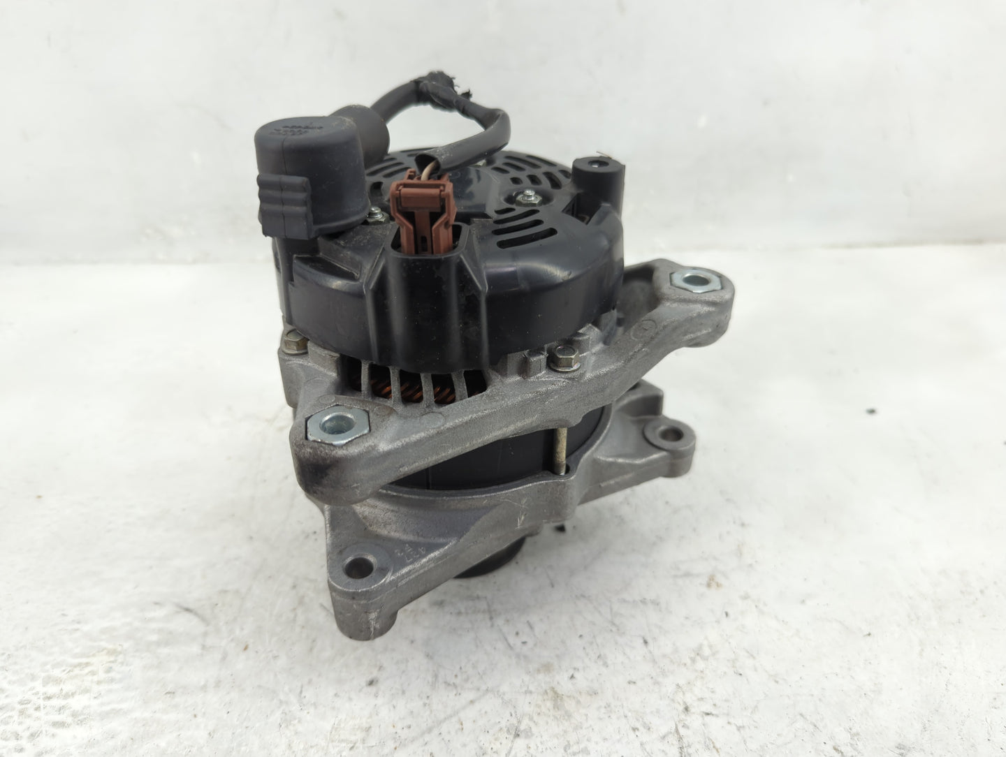 2018-2022 Honda Accord Alternator Replacement Generator Charging Assembly Engine OEM P/N:104211-4340 Fits OEM Used Auto Part
