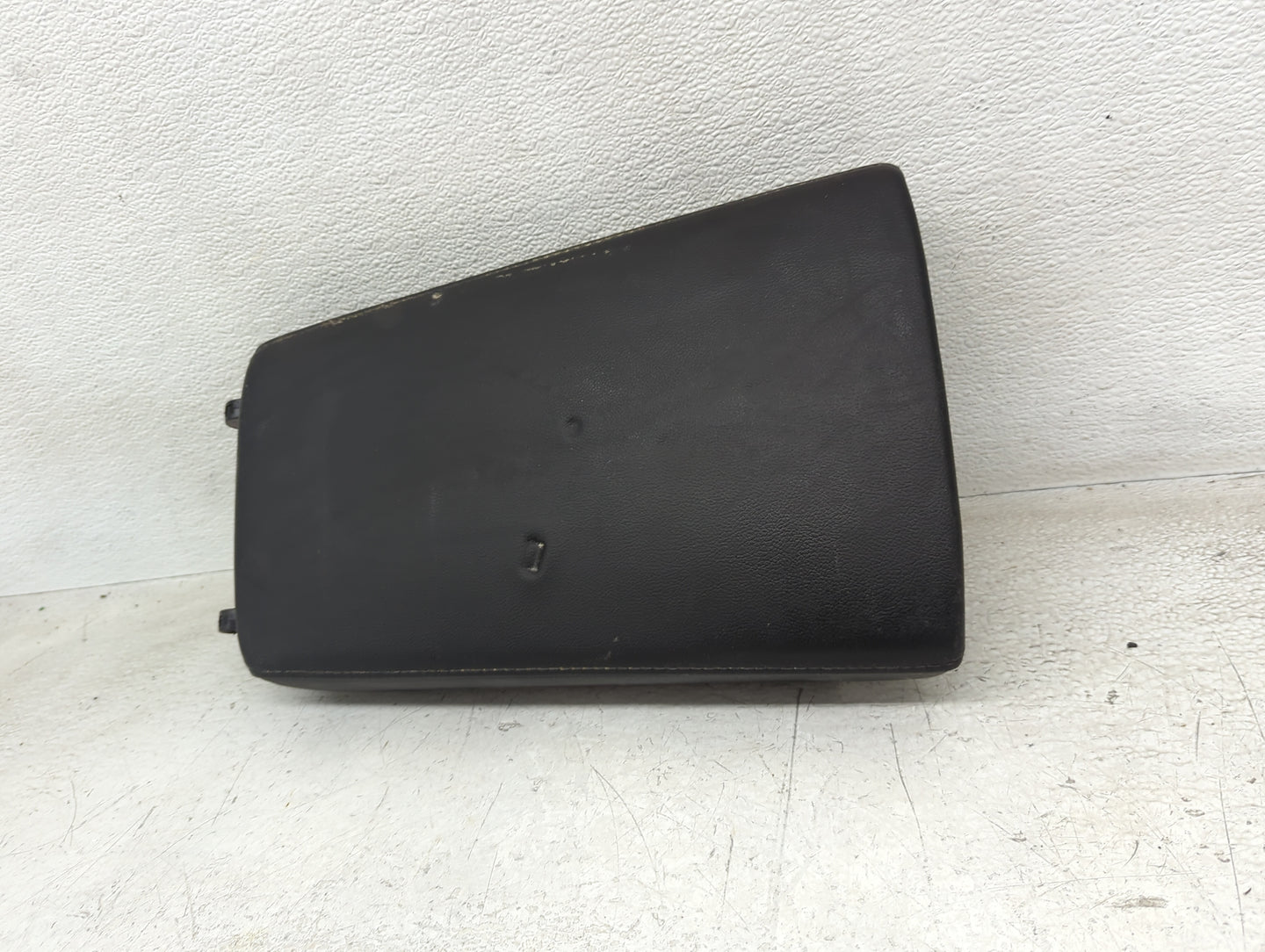 2020 Honda Accord Center Console Armrest Cover Lid Fits OEM Used Auto Parts - Oemusedautoparts1.com