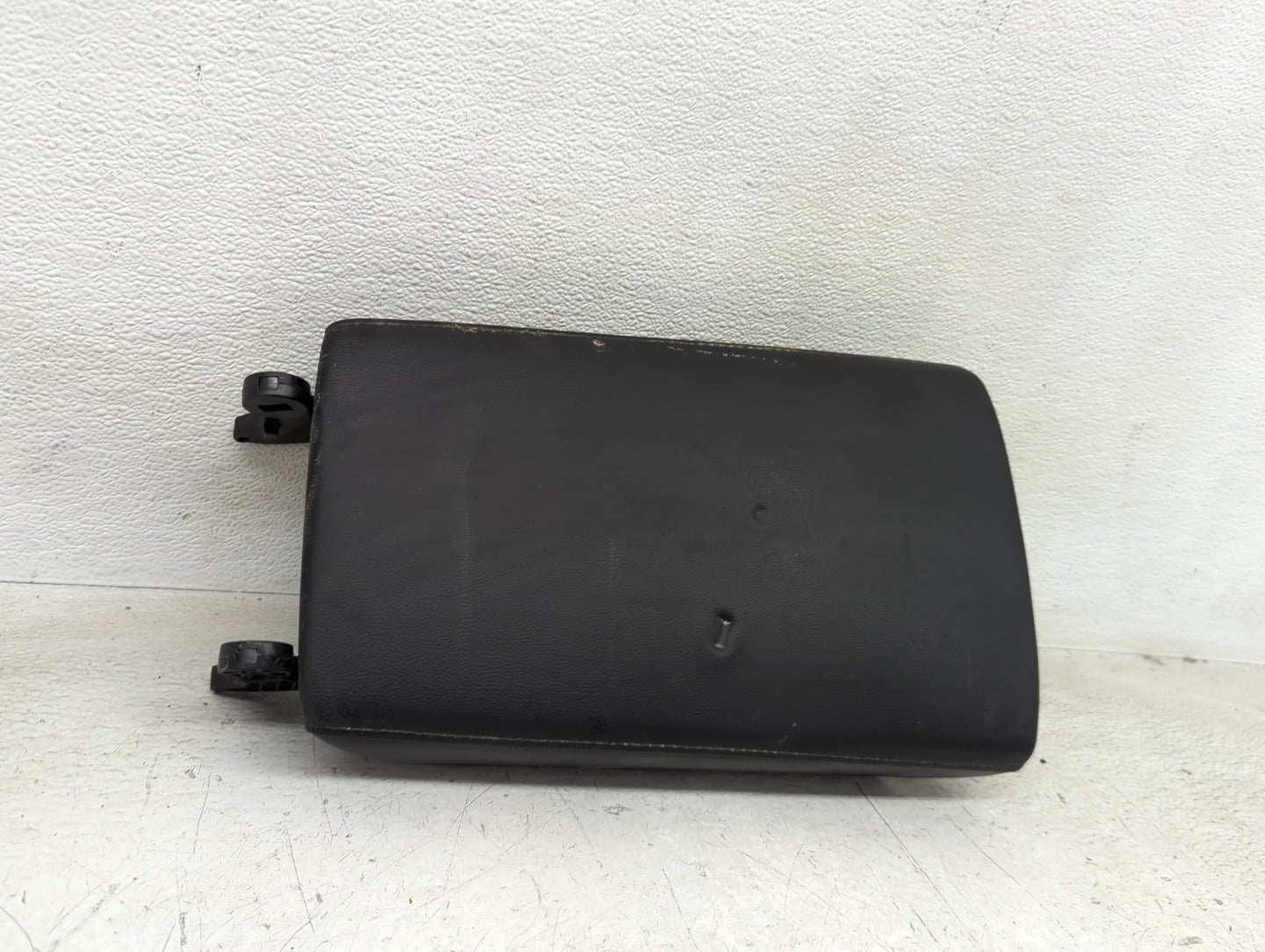 2020 Honda Accord Center Console Armrest Cover Lid Fits OEM Used Auto Parts - Oemusedautoparts1.com