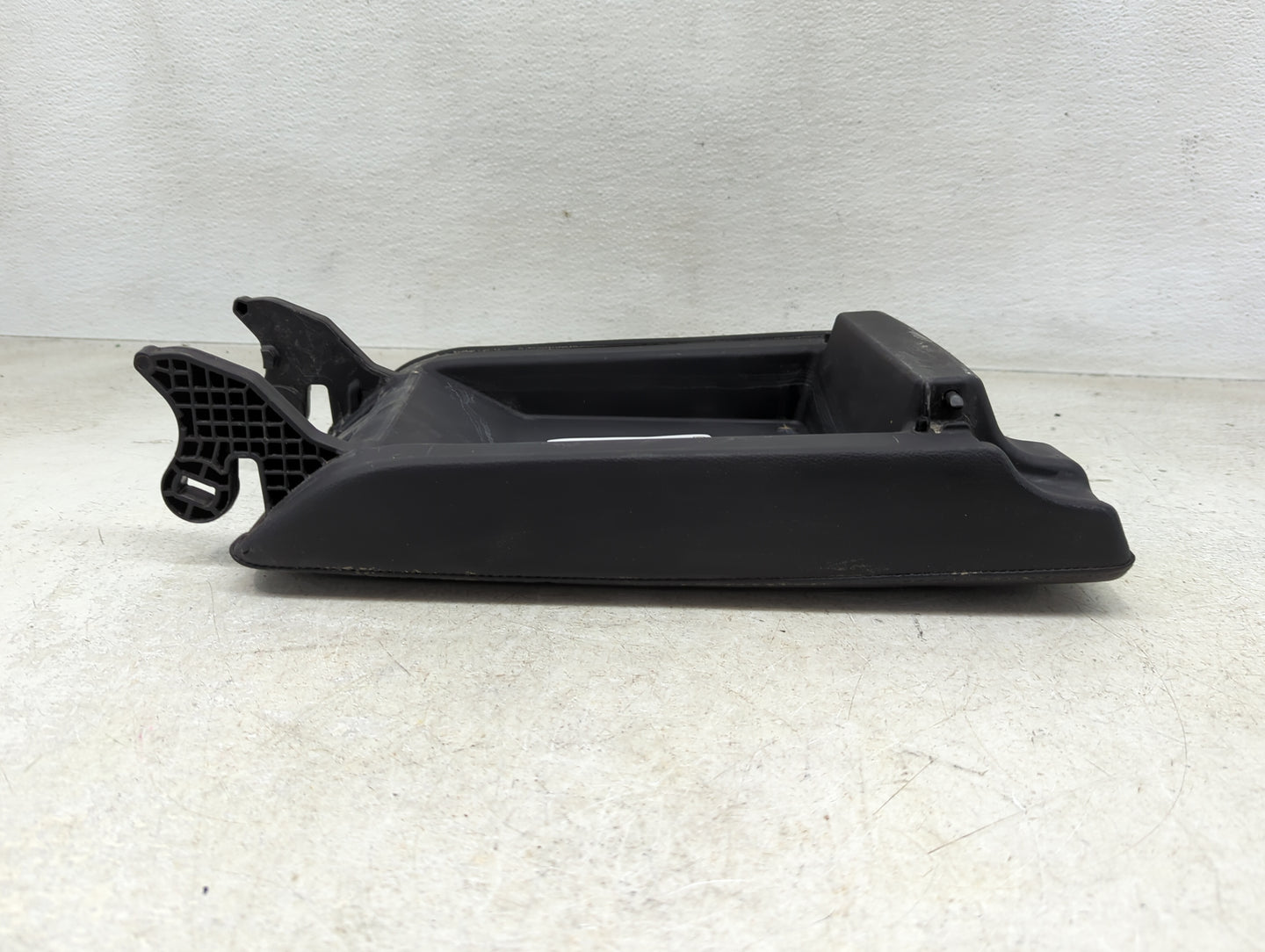 2020 Honda Accord Center Console Armrest Cover Lid Fits OEM Used Auto Parts - Oemusedautoparts1.com