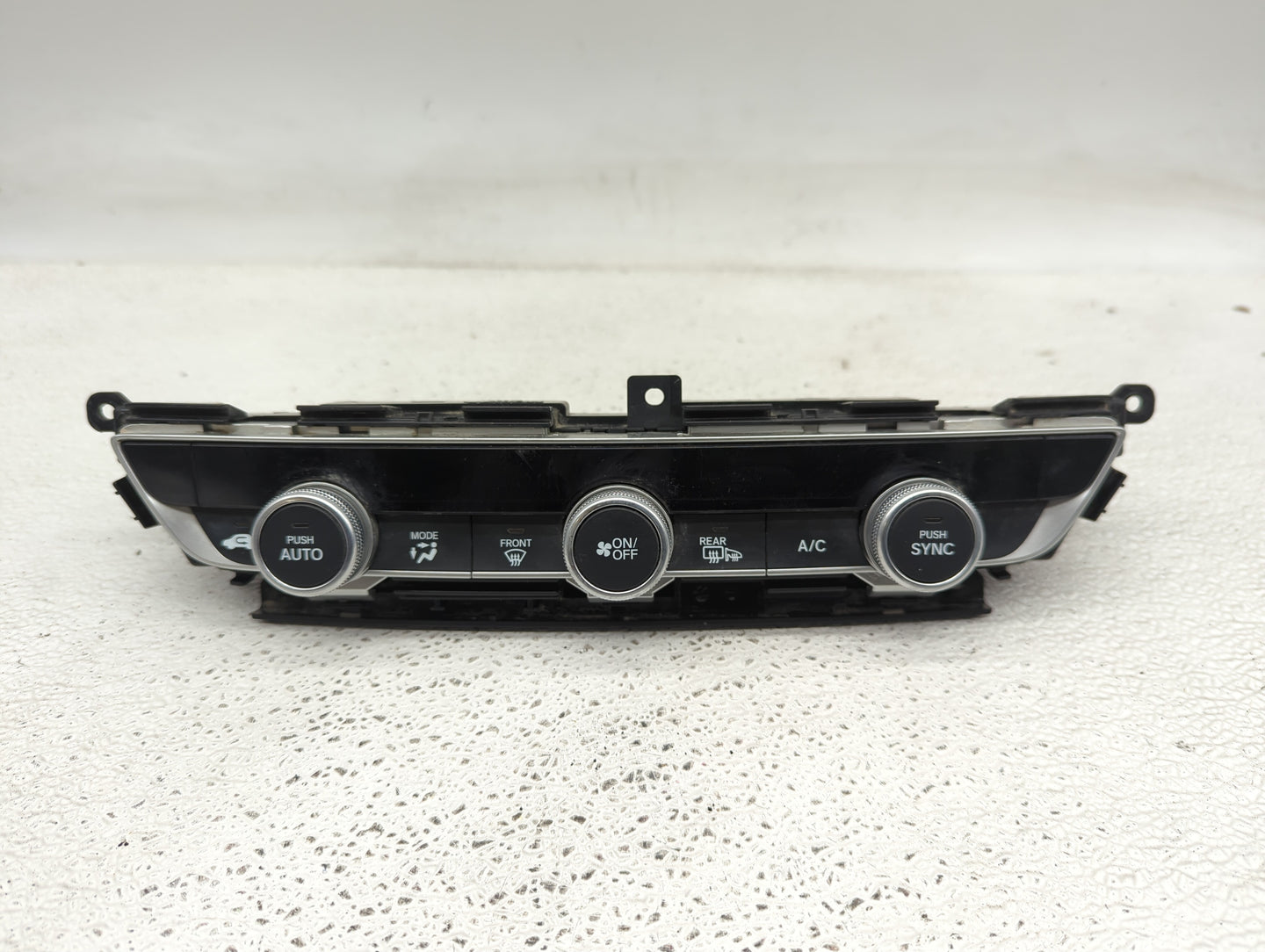 2018-2022 Honda Accord Climate Control Module Temperature AC/Heater Replacement P/N:79610TVAA316M1 Fits OEM Used Auto Parts 