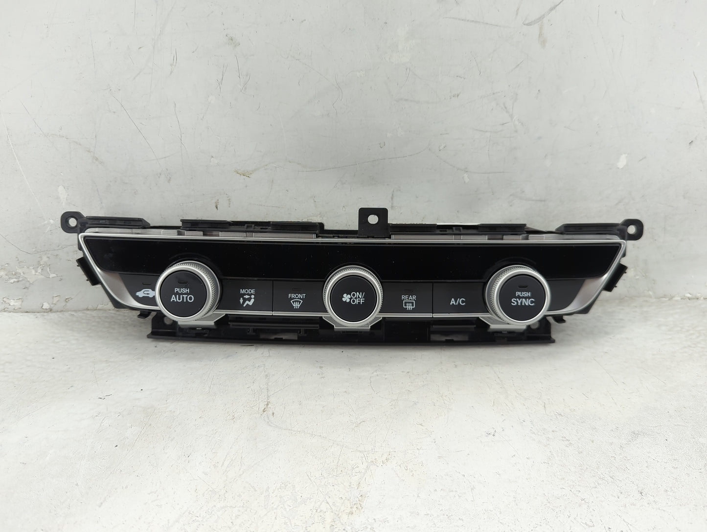 2018-2020 Honda Accord Climate Control Module Temperature AC/Heater Replacement P/N:79610TVAA016M1 Fits Fits 2018 2019 2020 