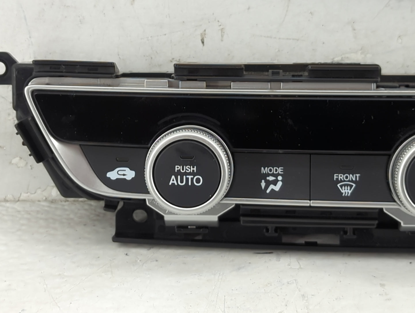 2018-2020 Honda Accord Climate Control Module Temperature AC/Heater Replacement P/N:79610TVAA016M1 Fits Fits 2018 2019 2020 