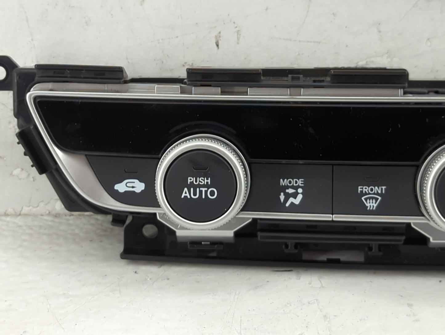 2018-2020 Honda Accord Climate Control Module Temperature AC/Heater Replacement P/N:79610TVAA016M1 Fits Fits 2018 2019 2020 
