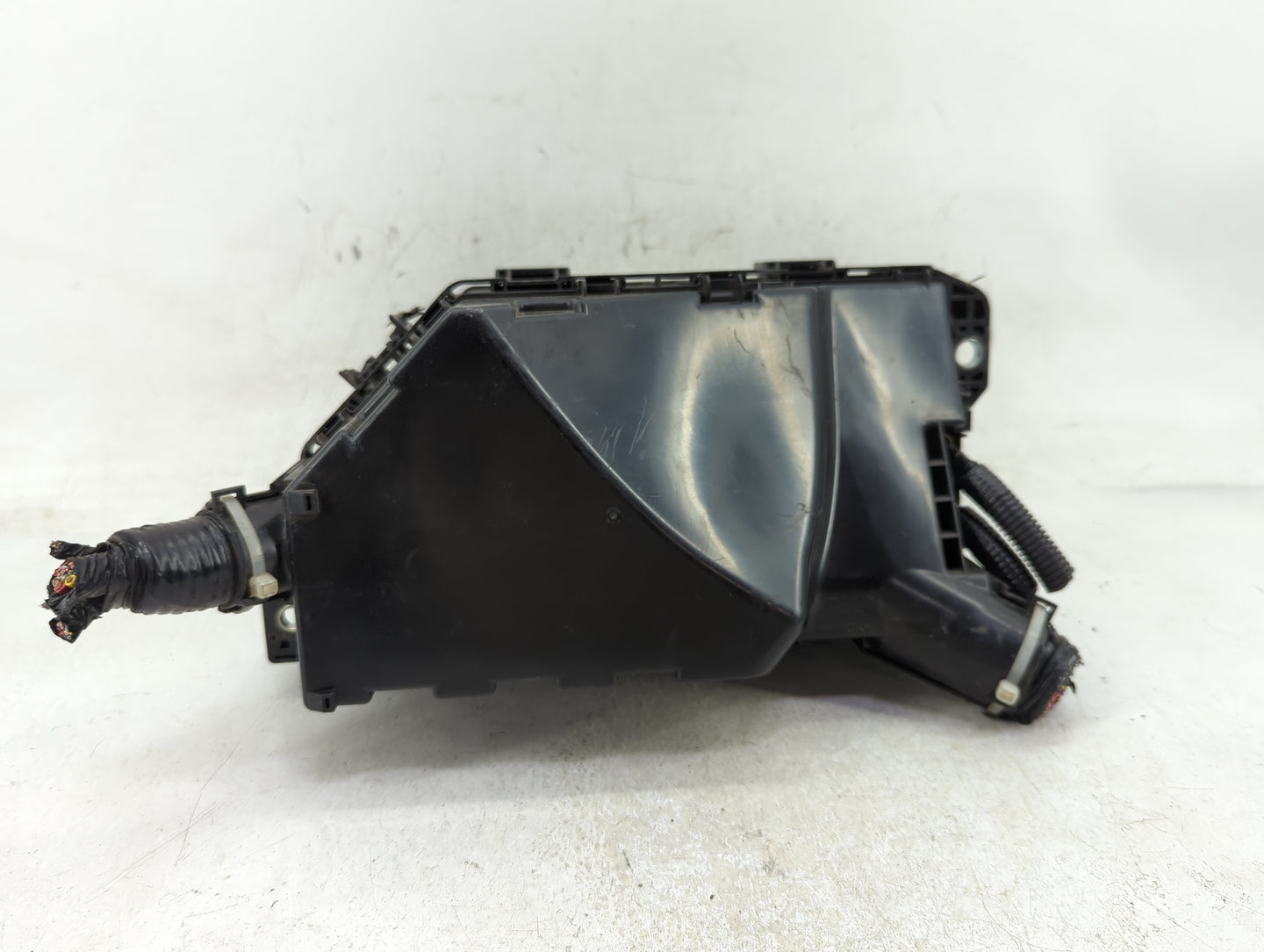 2018-2020 Honda Accord Fusebox Fuse Box Panel Relay Module P/N:30-TVA 50-TVA Fits Fits 2018 2019 2020 OEM Used Auto Parts - 