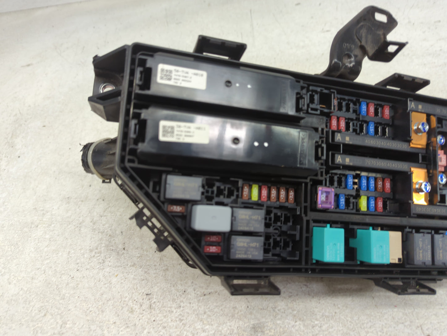 2018-2020 Honda Accord Fusebox Fuse Box Panel Relay Module P/N:TVA-A01 Fits Fits 2018 2019 2020 OEM Used Auto Parts - Oemuse