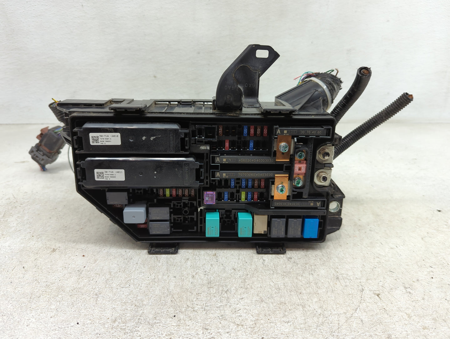 2018-2020 Honda Accord Fusebox Fuse Box Panel Relay Module P/N:TVA-A01 Fits Fits 2018 2019 2020 OEM Used Auto Parts - Oemuse