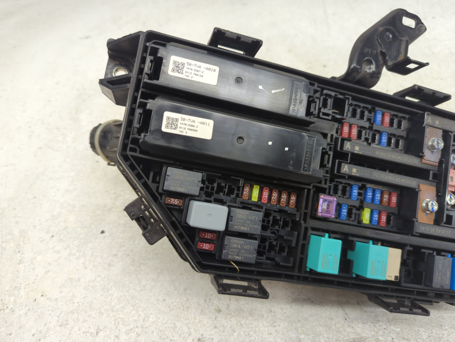 2018-2020 Honda Accord Fusebox Fuse Box Panel Relay Module P/N:TVA-A01 Fits Fits 2018 2019 2020 OEM Used Auto Parts - Oemuse