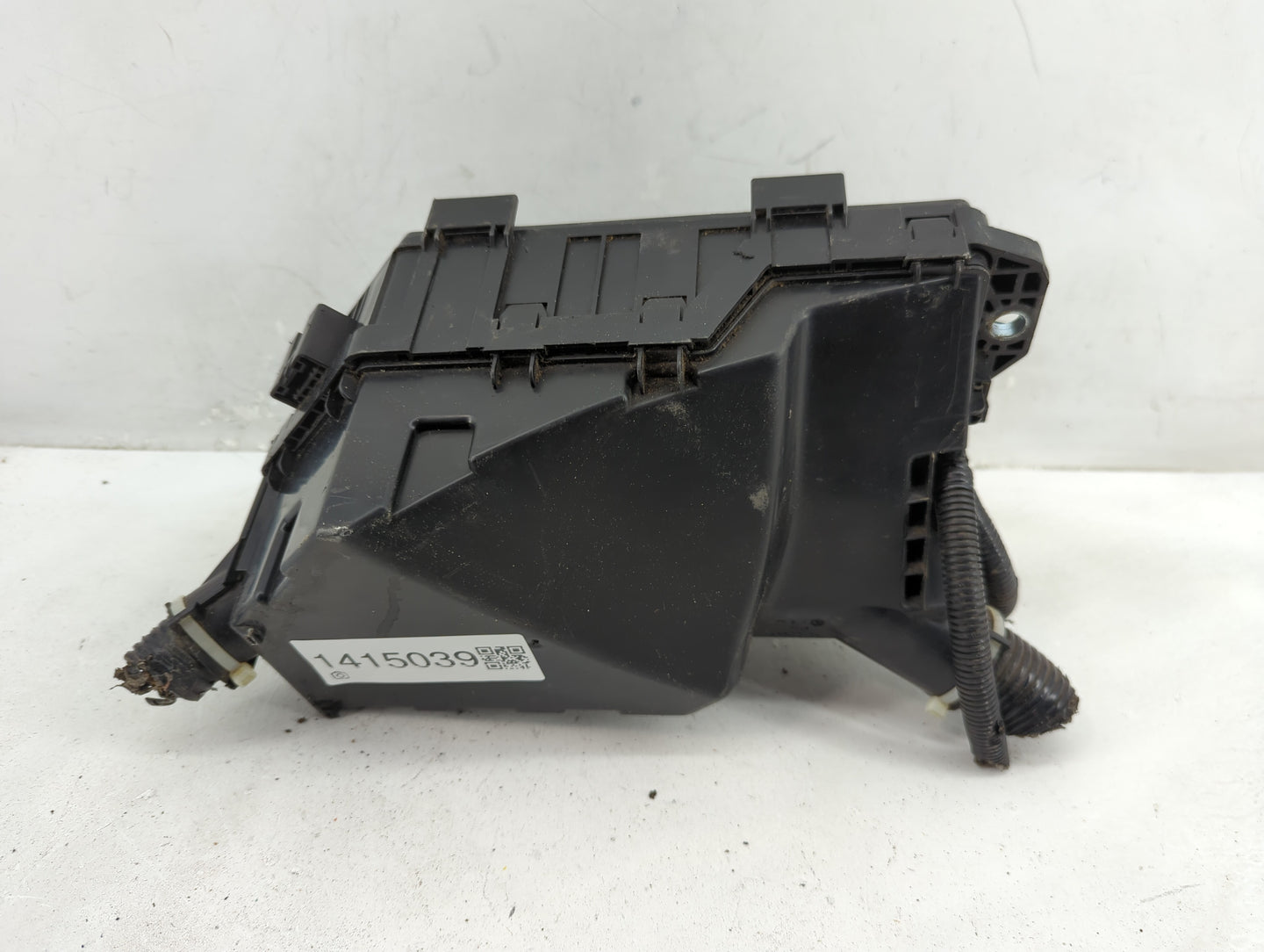 2018-2020 Honda Accord Fusebox Fuse Box Panel Relay Module P/N:TVA-A01 Fits Fits 2018 2019 2020 OEM Used Auto Parts - Oemuse