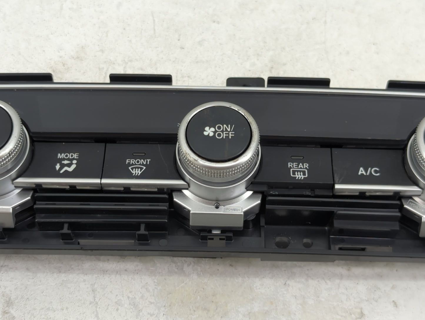 2018-2020 Honda Accord Climate Control Module Temperature AC/Heater Replacement P/N:79610TVAA016M1 SANWA2A409G Fits OEM Used