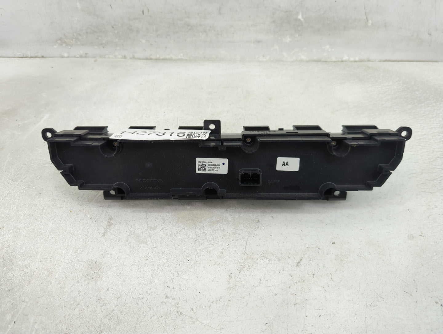 2018-2020 Honda Accord Climate Control Module Temperature AC/Heater Replacement P/N:79610TVAA016M1 SANWA2A409G Fits OEM Used