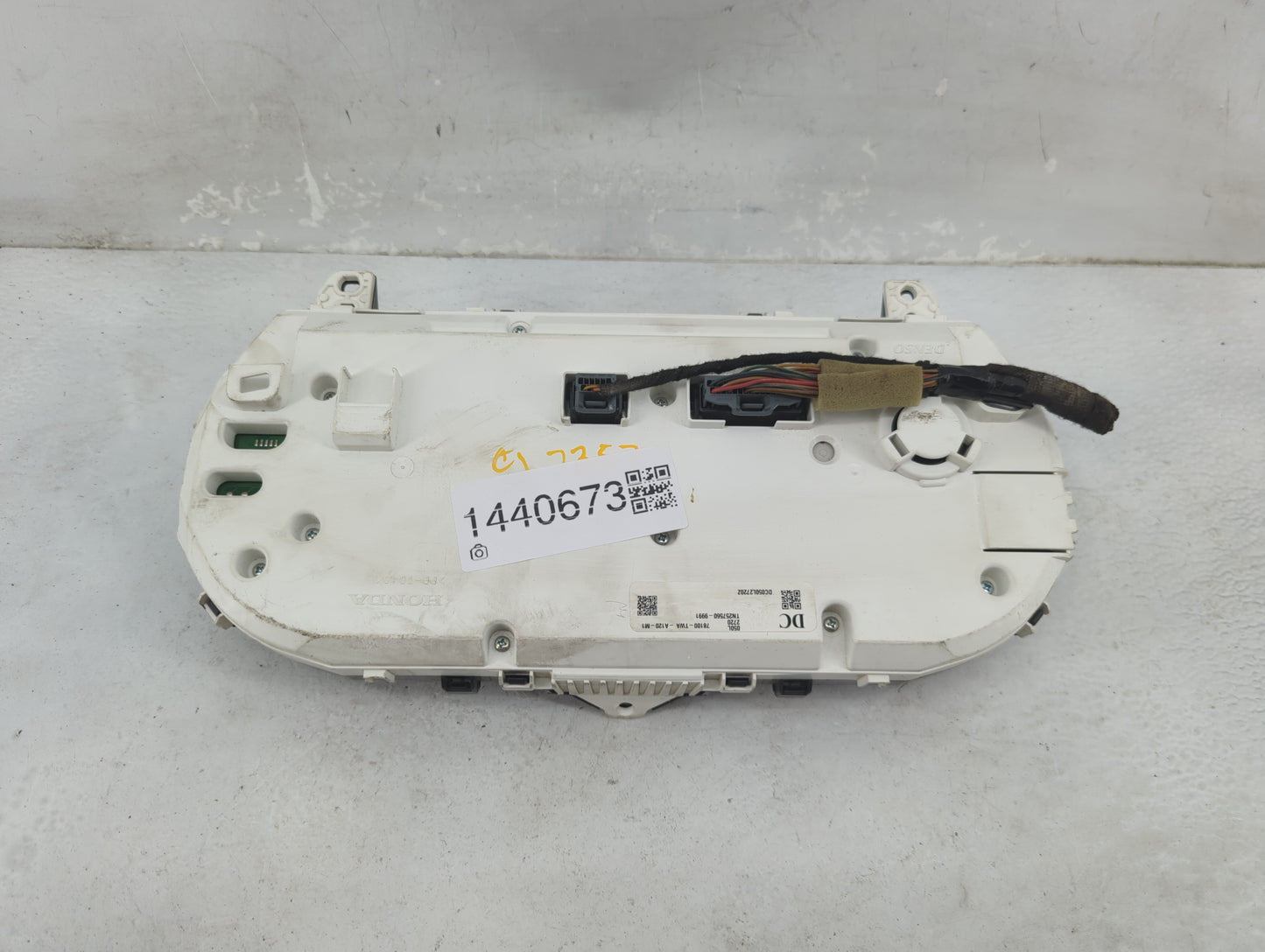 2018-2020 Honda Accord Instrument Cluster Speedometer Gauges P/N:78100-TWA-A120-M1 TN257560-9991 Fits Fits 2018 2019 2020 OE