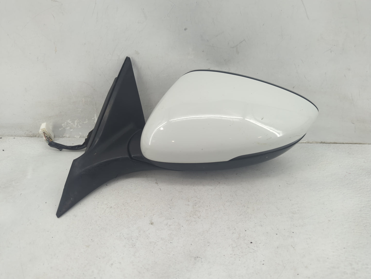 2020 Honda Accord Driver Side View Mirror - Left Door Mirror OEM Used - Oemusedautoparts1.com