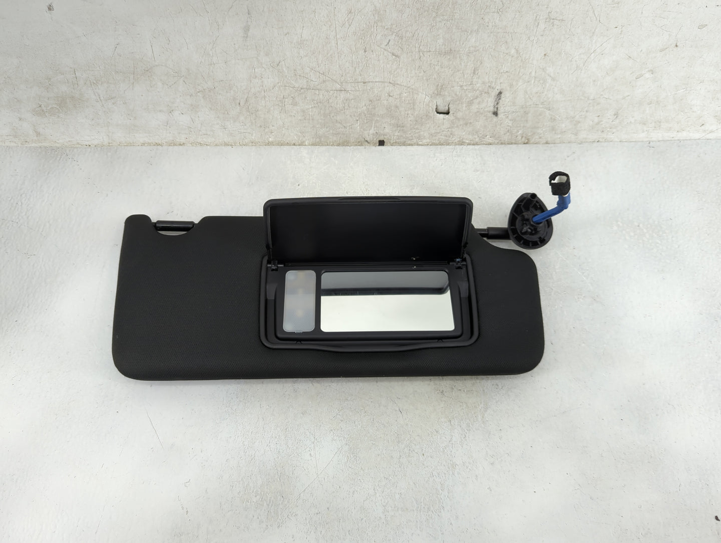 2018-2022 Honda Accord Sun Visor Shade Replacement Passenger Right Mirror Fits Fits 2018 2019 2020 2021 2022 OEM Used Auto P