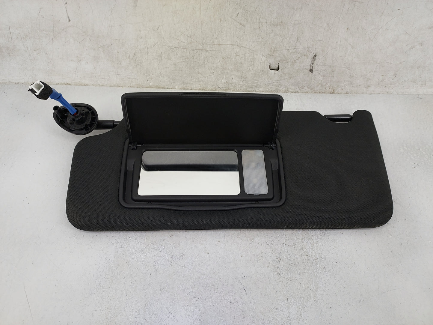2018-2022 Honda Accord Sun Visor Shade Replacement Driver Left Mirror Fits Fits 2018 2019 2020 2021 2022 OEM Used Auto Parts