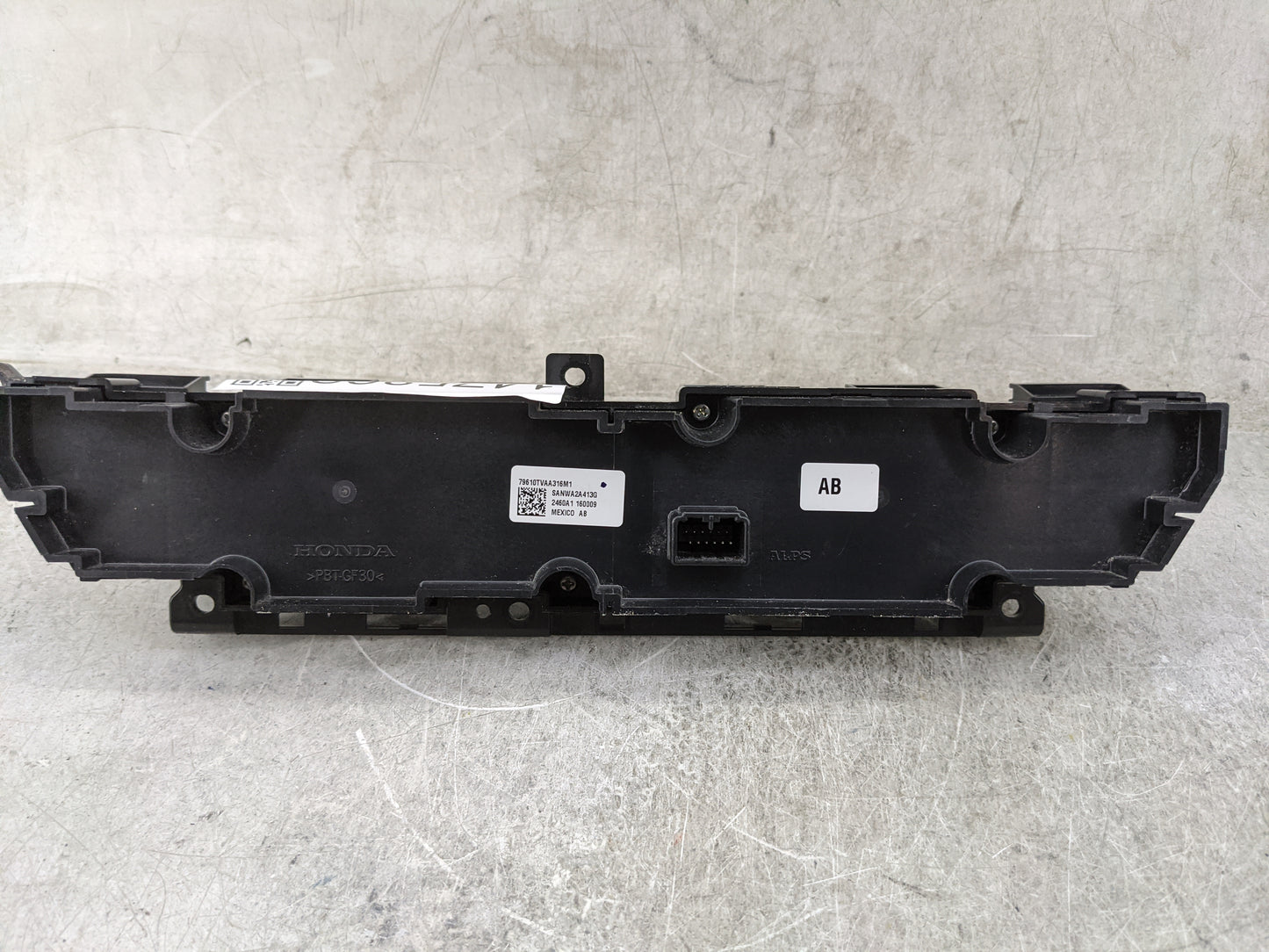 2018-2020 Honda Accord Climate Control Module Temperature AC/Heater Replacement P/N:79610TVAA316M1 SANWA2A413G Fits OEM Used