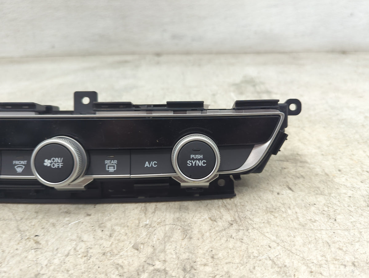 2018-2020 Honda Accord Climate Control Module Temperature AC/Heater Replacement P/N:79610TVAA016M1 SANWA2A409G Fits OEM Used