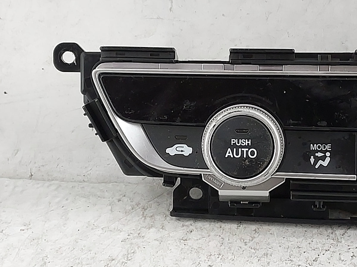 2018-2020 Honda Accord Climate Control Module Temperature AC/Heater Replacement P/N:79610TVAA016M1 Fits Fits 2018 2019 2020 