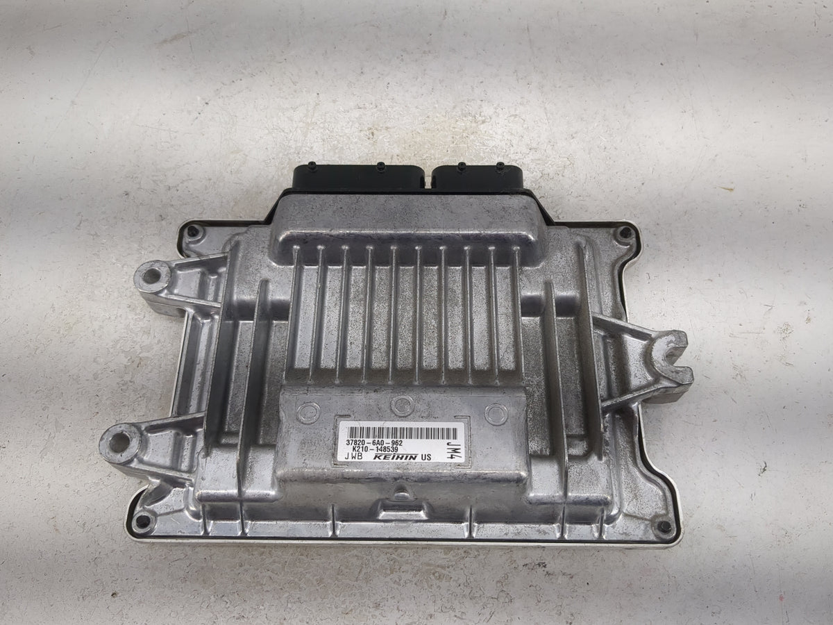 2018-2020 Honda Accord PCM Engine Control Computer ECU ECM PCU OEM P/N:37820-6A0-962 K210-148539 Fits Fits 2018 2019 2020 OE