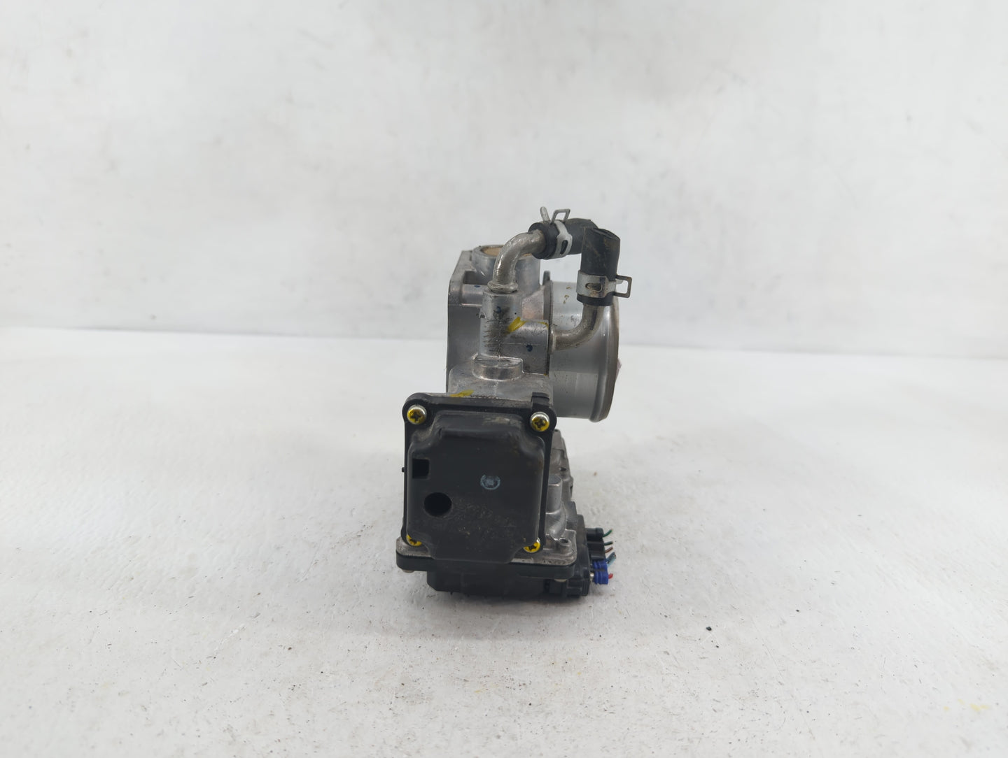 2018-2019 Honda Accord Throttle Body P/N:GMG9A Fits Fits 2016 2017 2018 2019 OEM Used Auto Parts - Oemusedautoparts1.com
