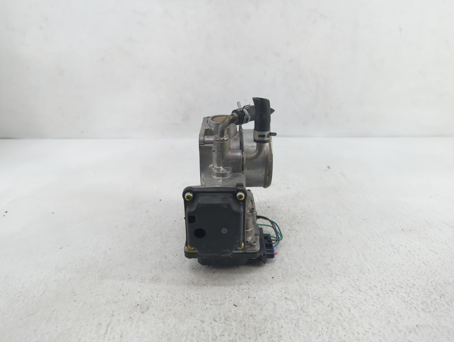 2018-2019 Honda Accord Throttle Body P/N:GMG9A Fits Fits 2016 2017 2018 2019 OEM Used Auto Parts - Oemusedautoparts1.com