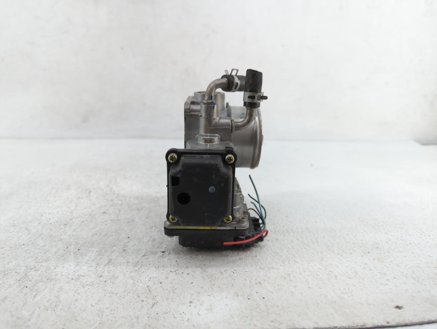 2018-2019 Honda Accord Throttle Body P/N:GMG9A Fits Fits 2016 2017 2018 2019 OEM Used Auto Parts - Oemusedautoparts1.com