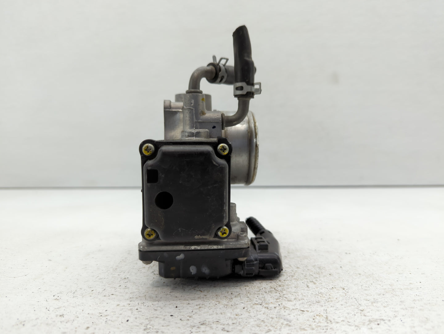 2018-2022 Honda Accord Throttle Body P/N:GMG9A Fits Fits 2016 2017 2018 2019 2020 2021 2022 OEM Used Auto Parts - Oemusedaut
