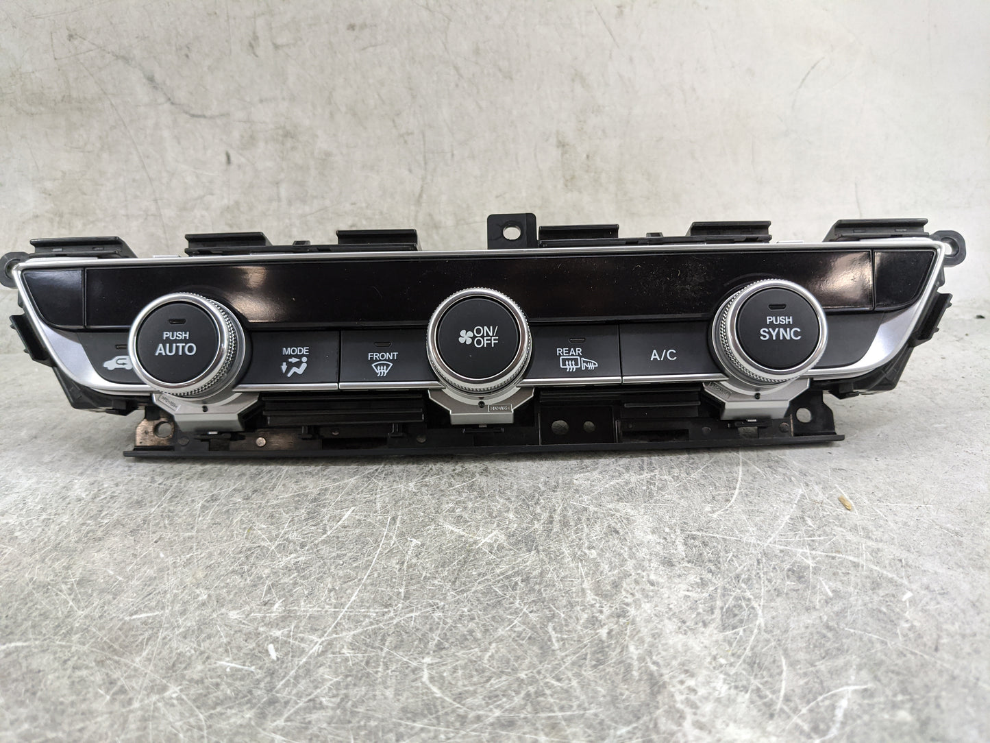 2018-2020 Honda Accord Climate Control Module Temperature AC/Heater Replacement P/N:79610TVAA316M1 SANWA2A413G Fits OEM Used