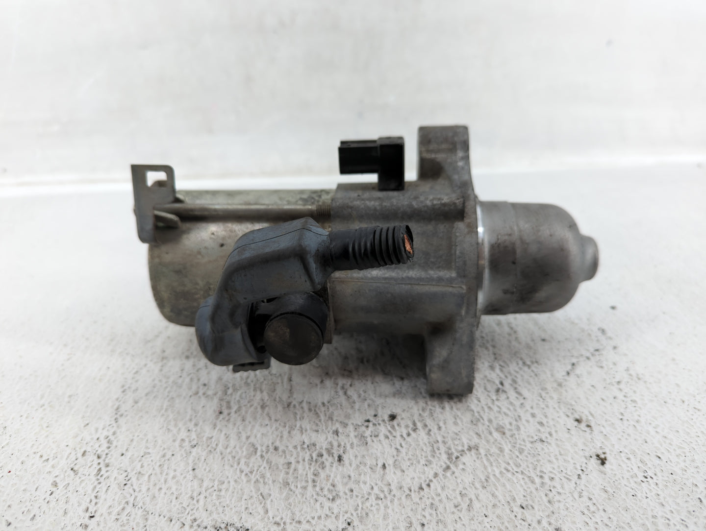 2018-2020 Honda Accord Car Starter Motor Solenoid OEM P/N:SM-75014 Fits Fits 2018 2019 2020 OEM Used Auto Parts - Oemusedaut