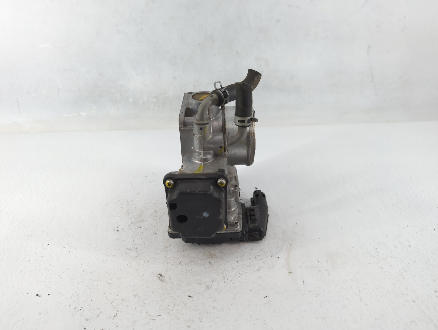 2018-2022 Honda Accord Throttle Body P/N:406432 M90926, GMG9A Fits Fits 2016 2017 2018 2019 2020 2021 2022 OEM Used Auto Par