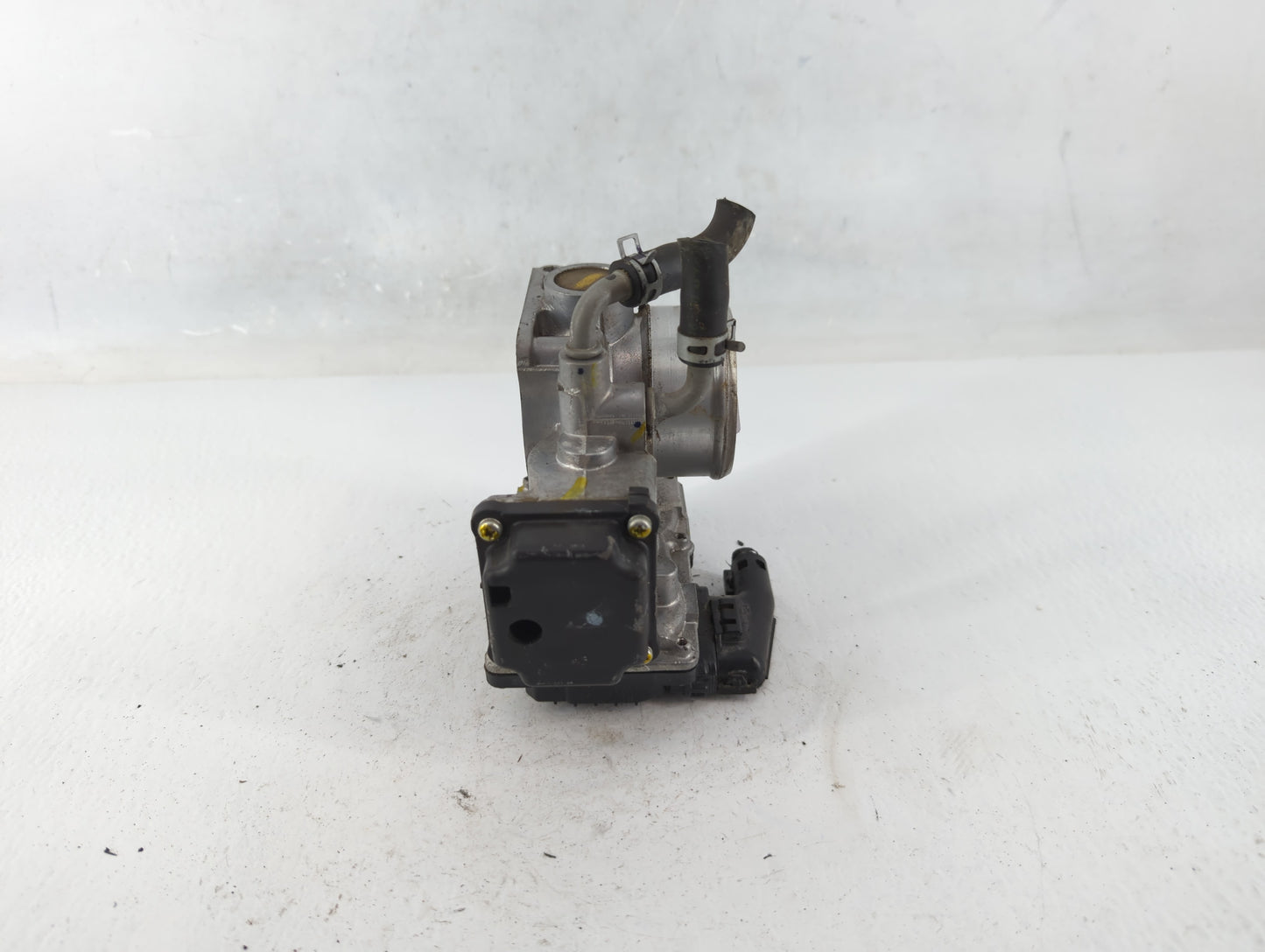 2018-2022 Honda Accord Throttle Body P/N:406432 M90926, GMG9A Fits Fits 2016 2017 2018 2019 2020 2021 2022 OEM Used Auto Par