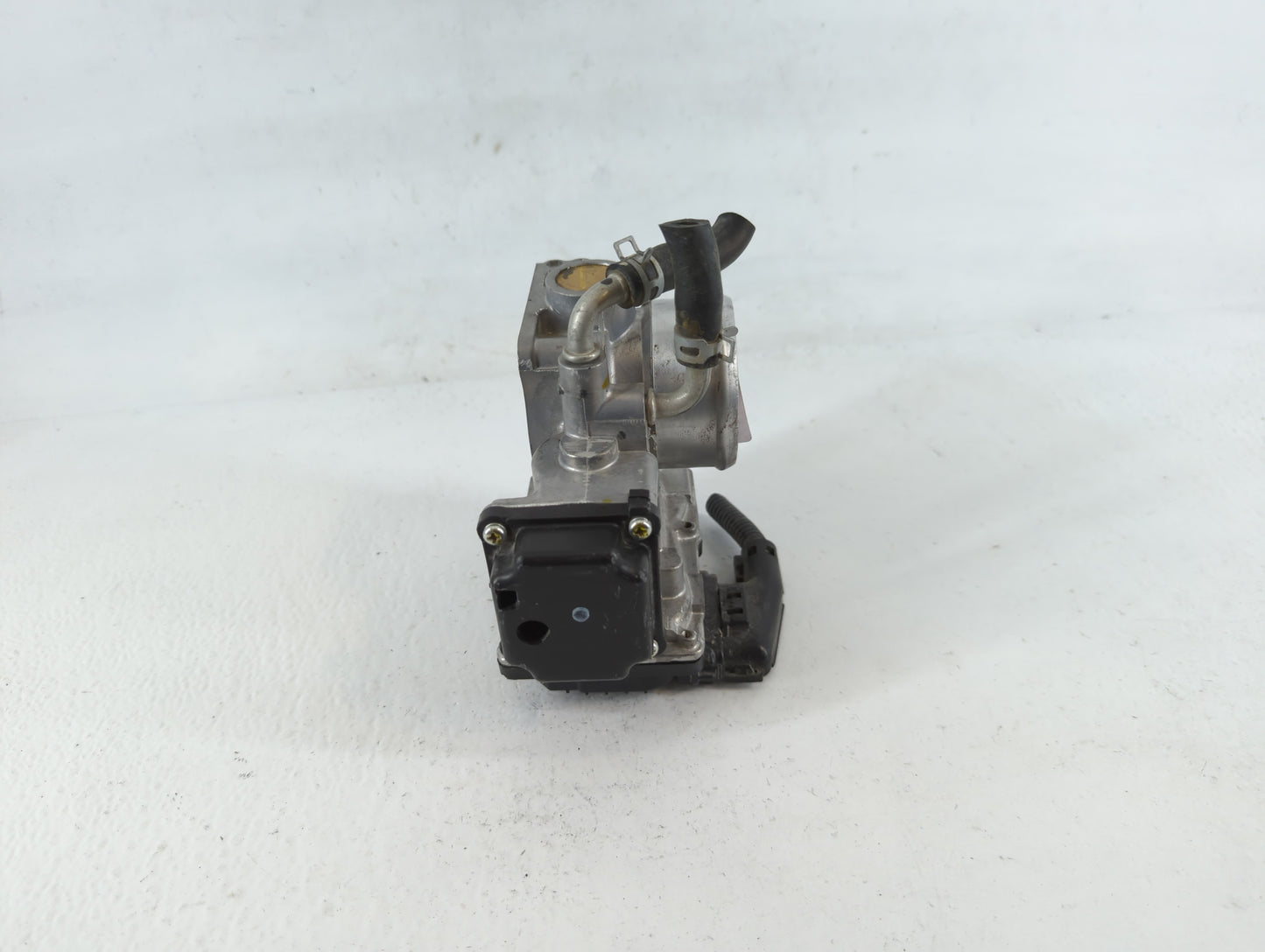 2018-2022 Honda Accord Throttle Body P/N:202172 M00729, GMG9A Fits Fits 2016 2017 2018 2019 2020 2021 2022 OEM Used Auto Par