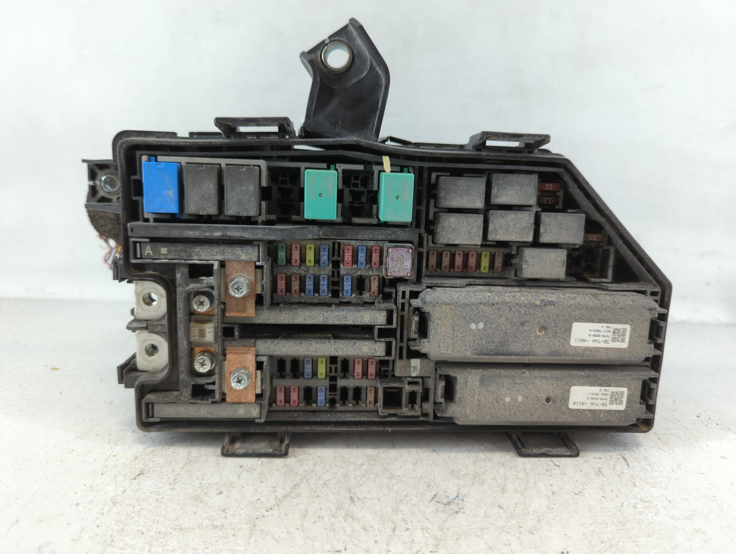 2018-2020 Honda Accord Fusebox Fuse Box Panel Relay Module P/N:7470-5432 Fits Fits 2018 2019 2020 OEM Used Auto Parts - Oemu