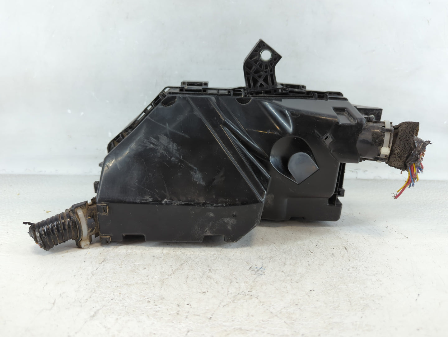 2018-2020 Honda Accord Fusebox Fuse Box Panel Relay Module P/N:7470-5432 Fits Fits 2018 2019 2020 OEM Used Auto Parts - Oemu